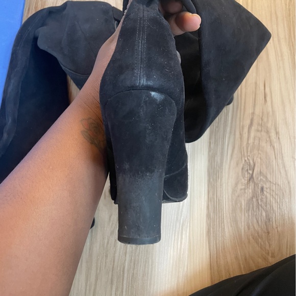 STUART WEITZMAN HIGHLAND BLACK SUEDE OVER THE KNEE BOOTS, Size 9 - Picture 7 of 9